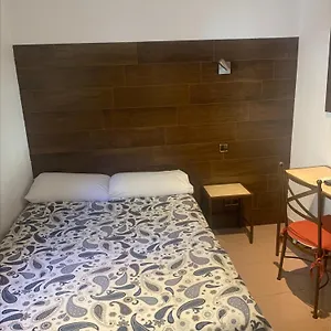 https://hostal-sol-toledo.besthotelstoledo.com