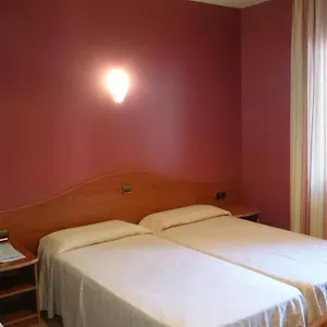 https://athene-neos-hotel.catalonia-hotels.com